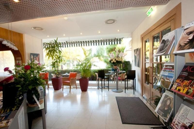 Hostellerie De La Vendee Lancy Interior photo